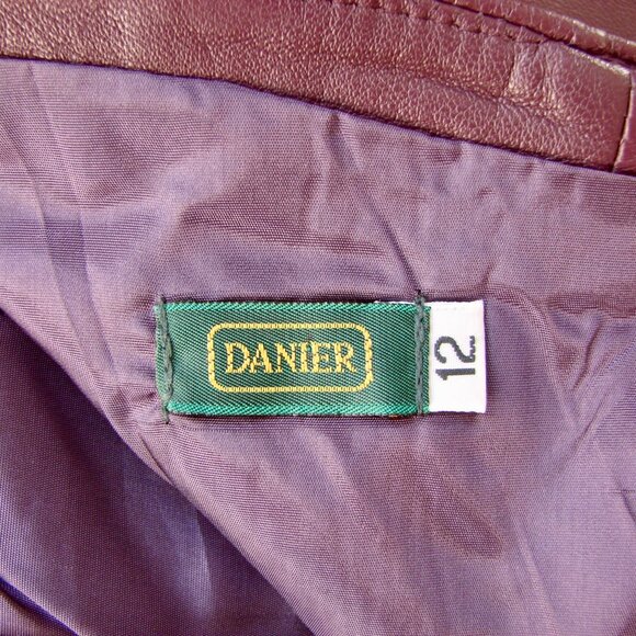 Danier Leather Pencil Skirt Deep Plum Office Vintage Size 12 or Medium - Picture 3 of 11